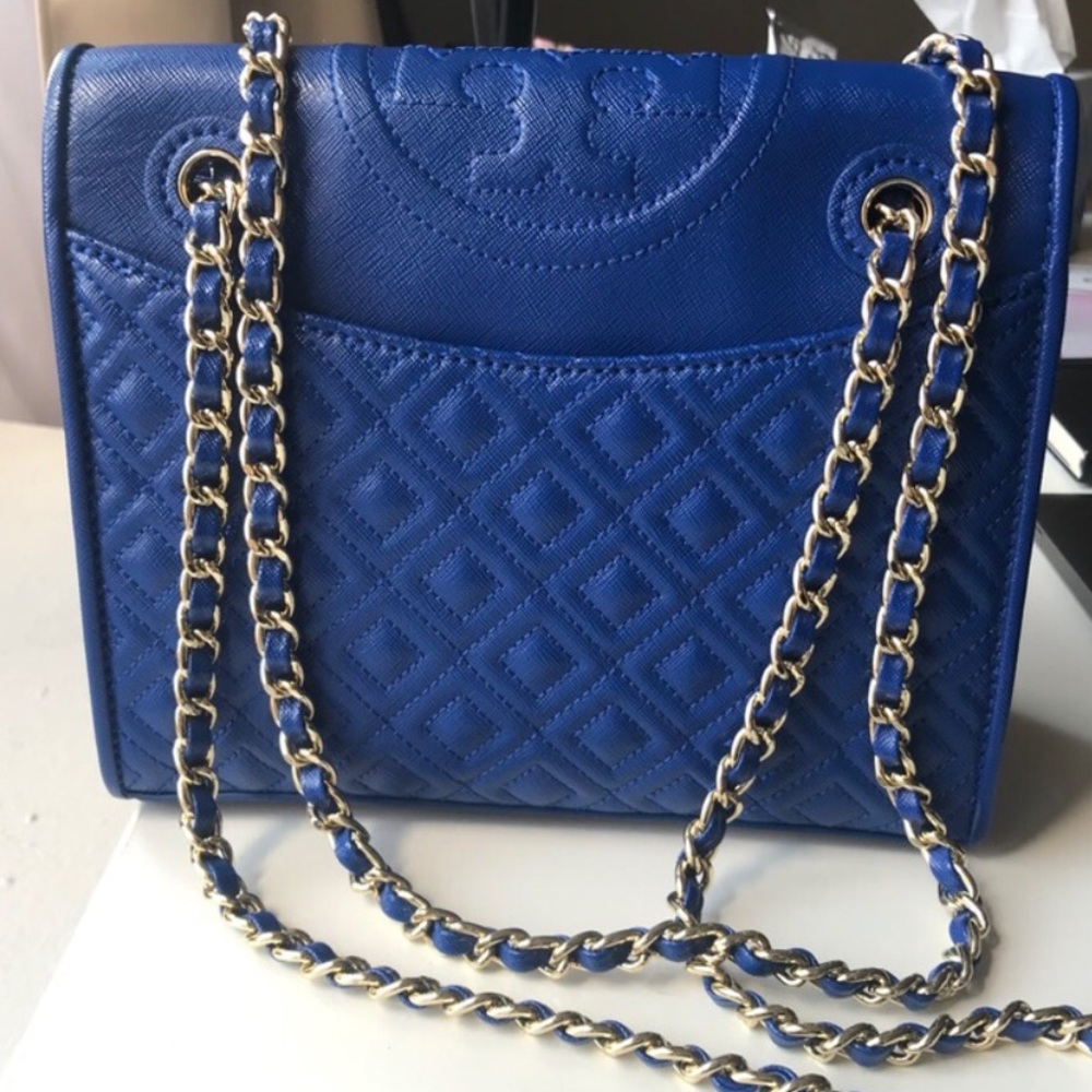 Tory Burch Fleming Like New